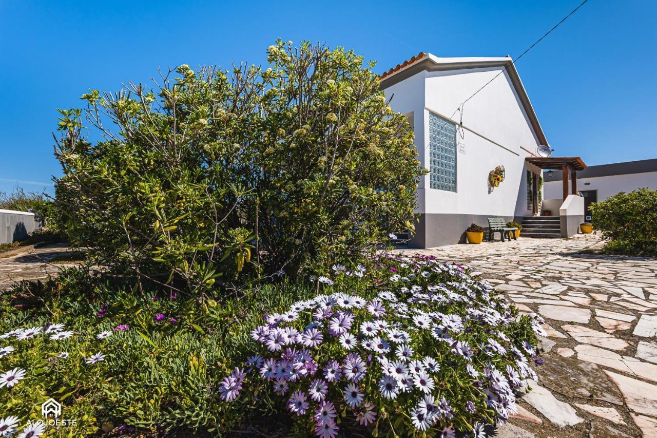 Casa A Beira Mar - Countryhouse With Ocean View Sao Pedro da Cadeira Exterior photo