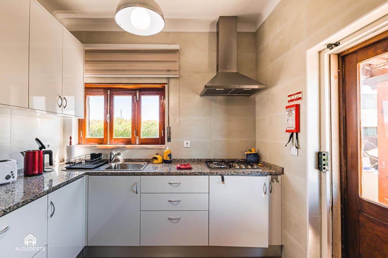 Casa A Beira Mar - Countryhouse With Ocean View Sao Pedro da Cadeira Exterior photo