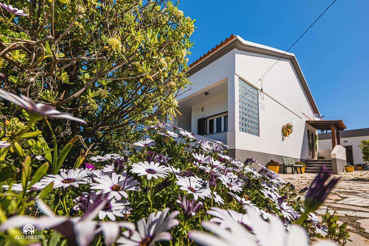 Casa A Beira Mar - Countryhouse With Ocean View Sao Pedro da Cadeira Exterior photo